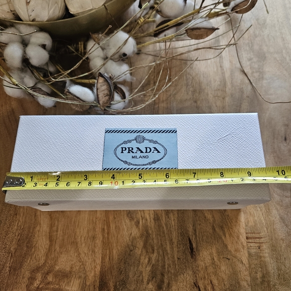 Prada Black and White Thermos - Picture 10 of 15